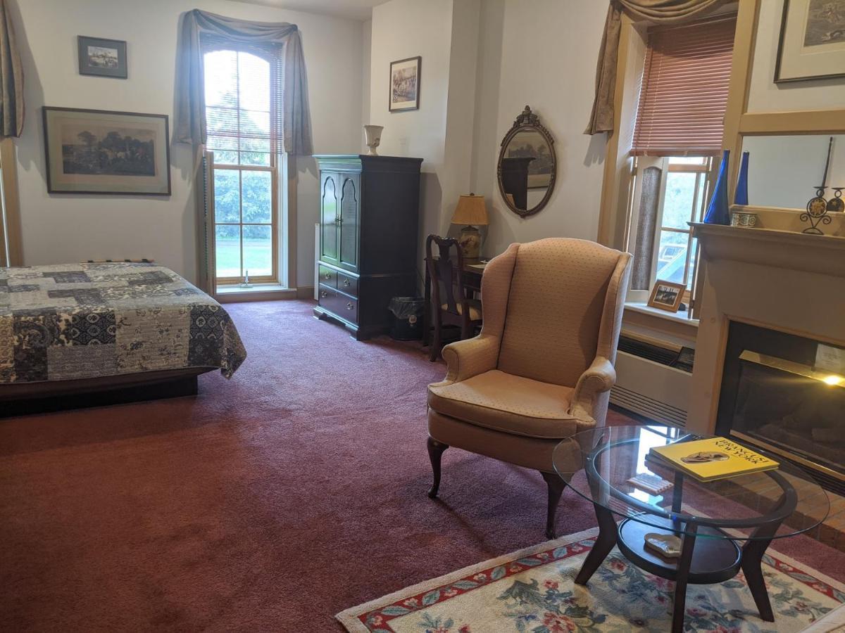 Oak Valley And Bed and breakfast Geneseo