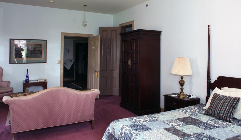 Oak Valley And Bed and breakfast 4*